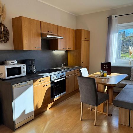 Ferienwohnungen Fischerhaus - Direkt Am See Millstatt Bagian luar foto