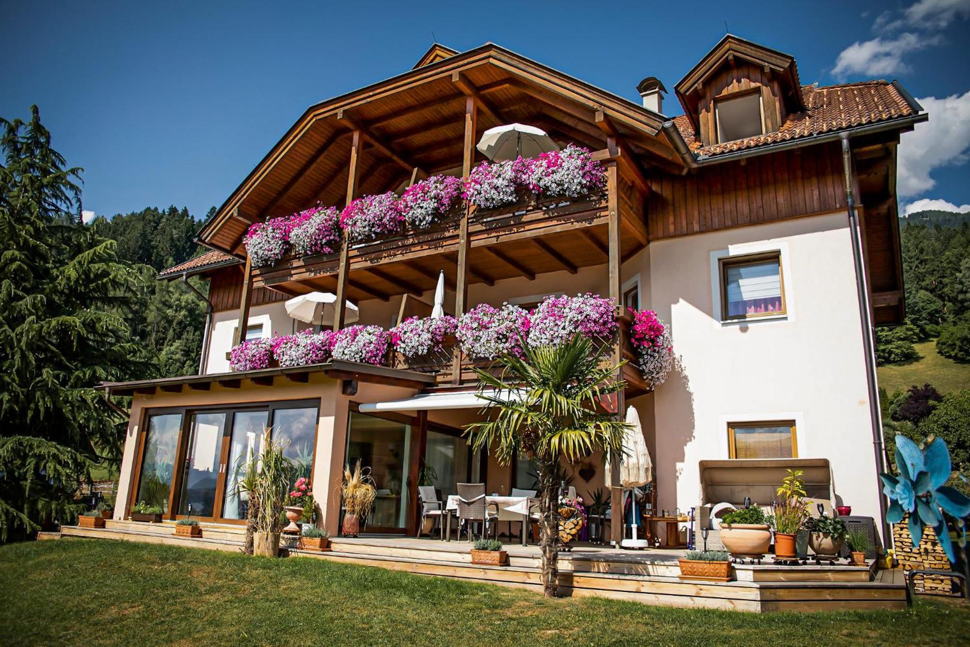 Ferienwohnungen Fischerhaus - Direkt Am See Millstatt Bagian luar foto