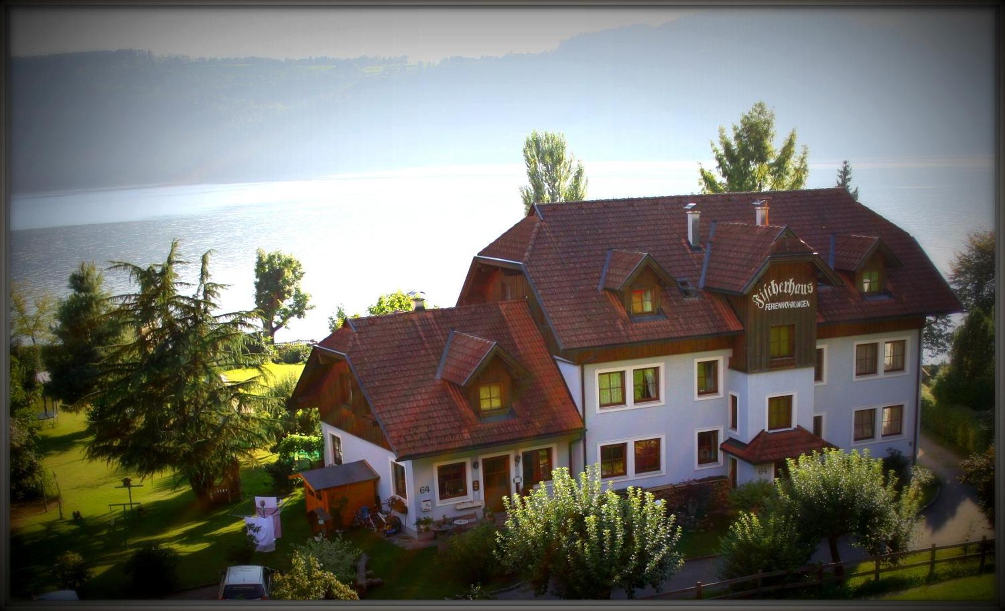 Ferienwohnungen Fischerhaus - Direkt Am See Millstatt Bagian luar foto